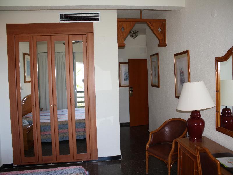 Hotel MS Tropicana Torremolinos Exterior foto